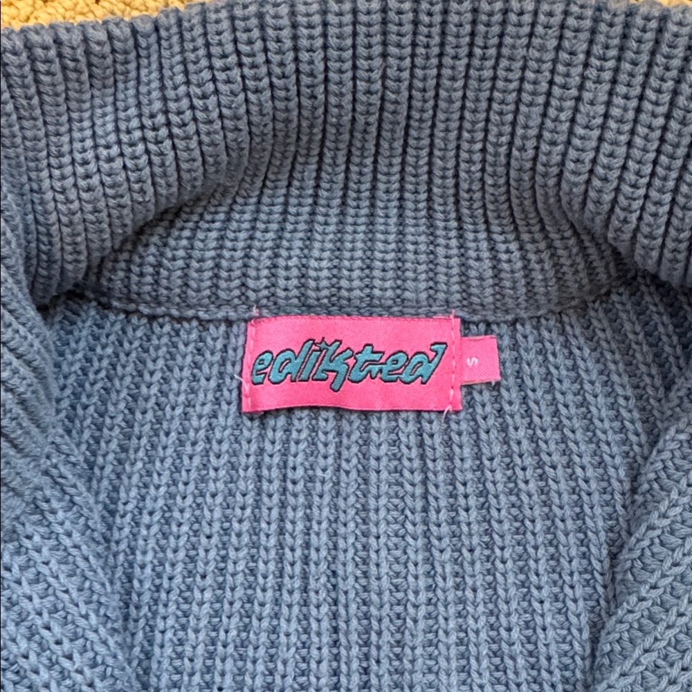 Edikted Sweater-size small - Picture 2 of 3